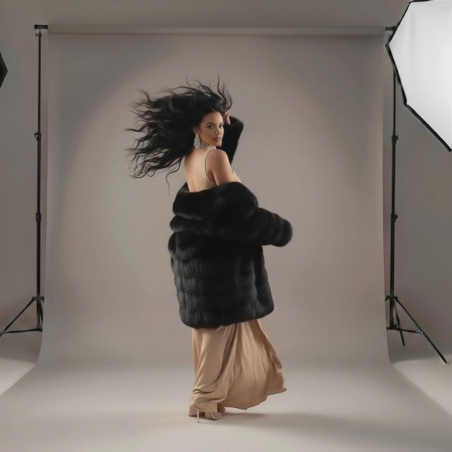 CACHÉ – Elegant Warm Coat in 100% Natural Fox Fur (Under Waist Length)